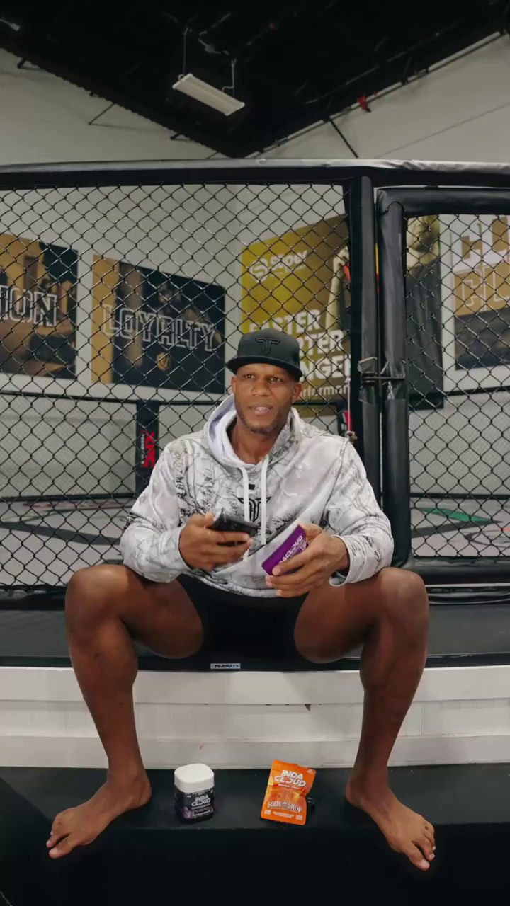 Ugc Sodashop B2G1 Michaeljohnson C1 V1 Lp Poster